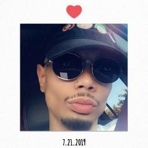 Meet your Posher, Zachariah